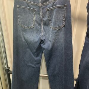 Kut from the Kloth Men's Relaxed Blue Jeans